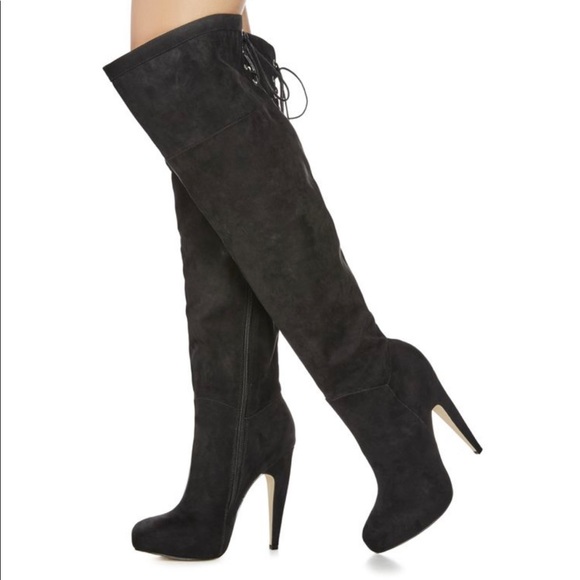 JustFab Bellavance Boots - Picture 2 of 11